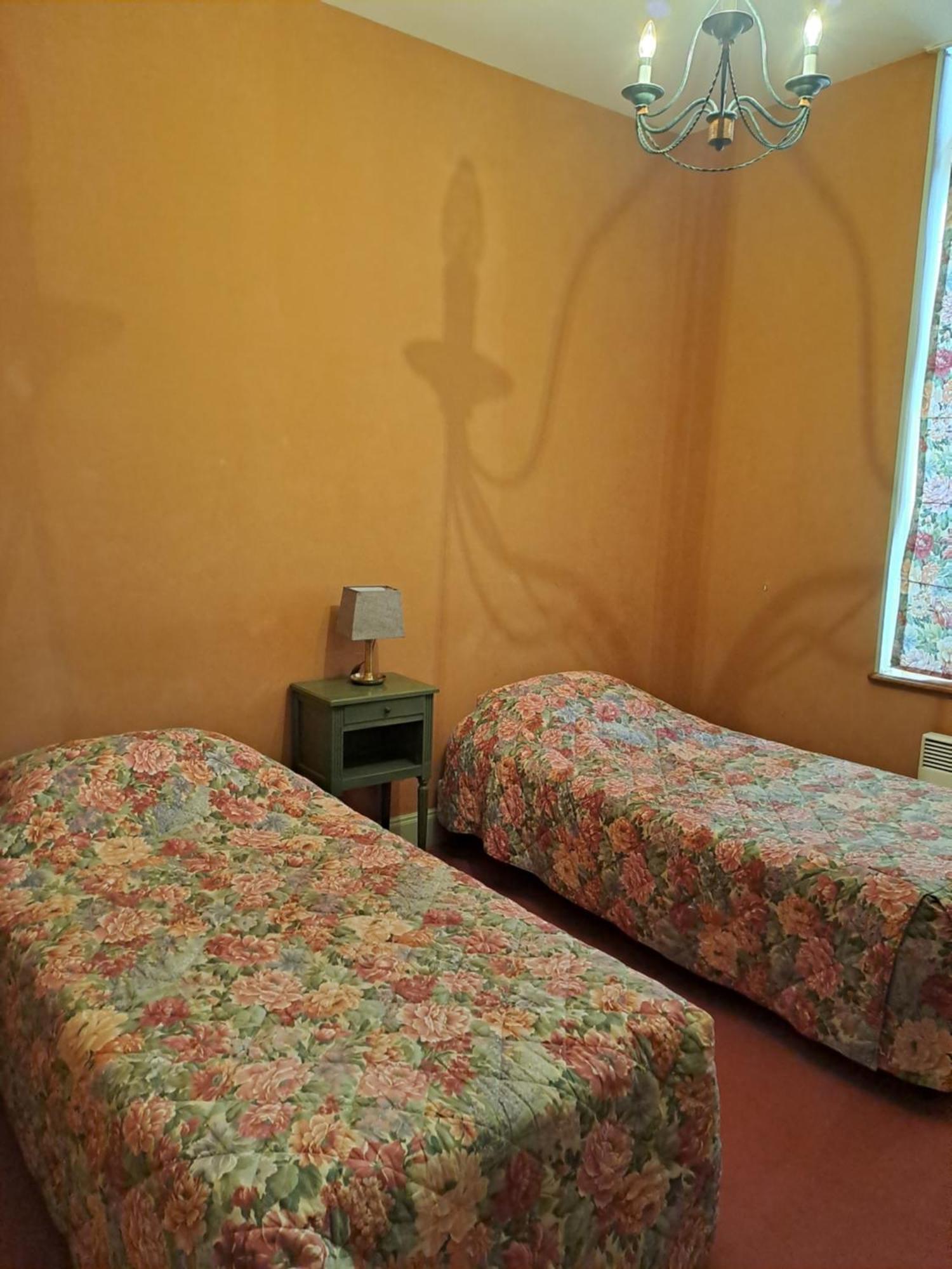 Hotel Particulier Des Canonniers Saint-Quentin  Habitación foto